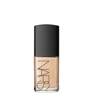 NARS Cosmetics Sheer Glow Foundation - verschiedene Töne - Shade Deauville